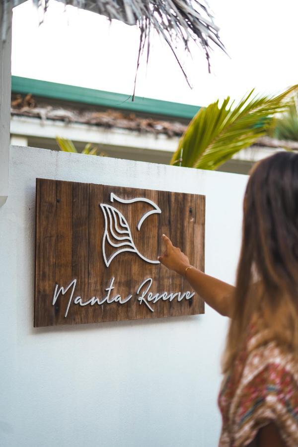 Manta Reserve Maalhos  Exteriör bild